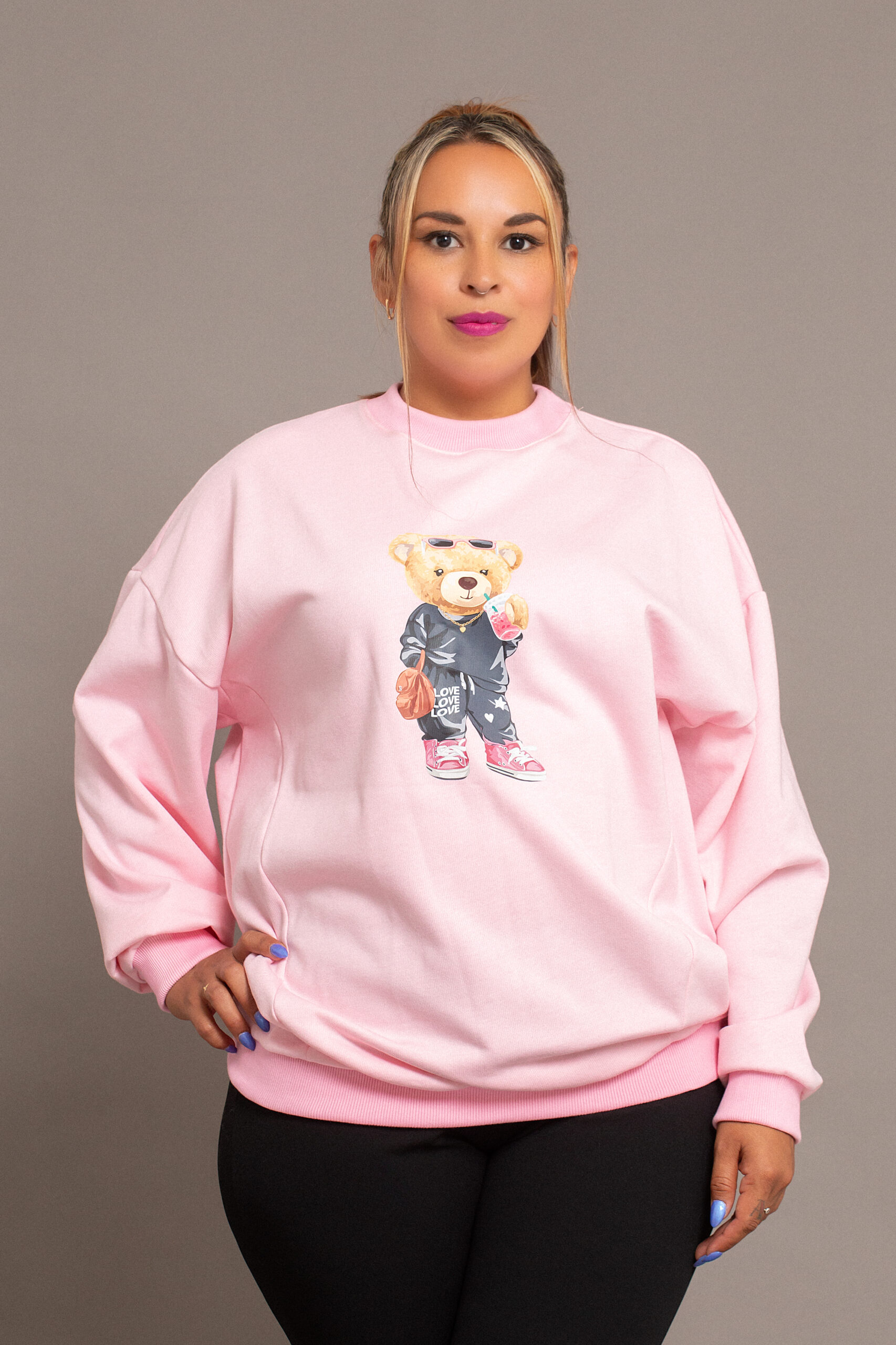 sudadera talla grande oso en rosa